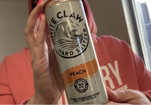 WCW: Peach White Claw!